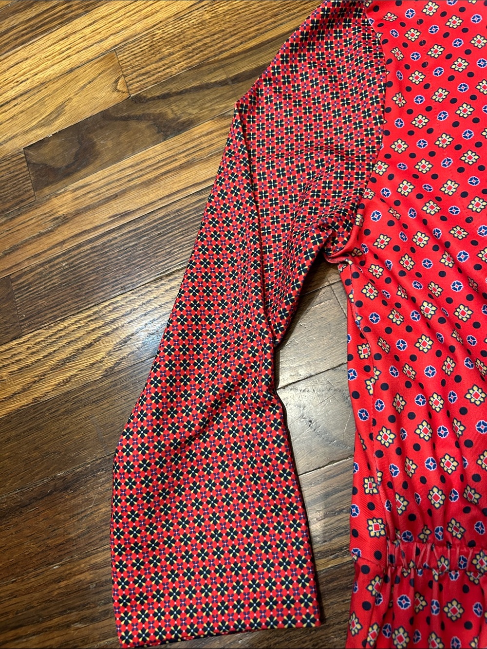 Gretchen Scott Designs Red Printed Midi Shirt Dress - Picture 12 of 13